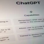 ¿Qué es ChatGPT y cómo integrarlo en tu empresa? Beneficios y contras